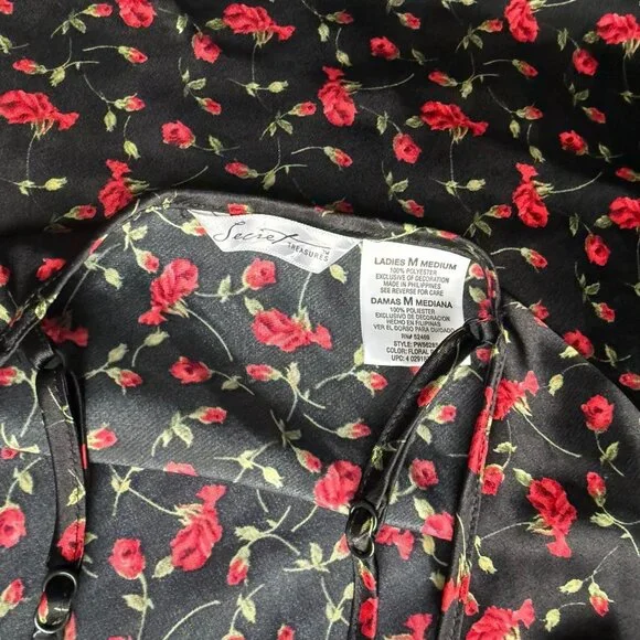 Secret Treasures Size M Set of 3 Cherry Print cami, shorts & robe (red & black) - Picture 8 of 8